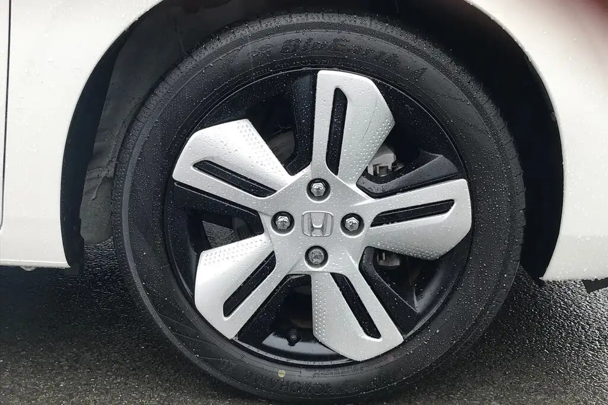 2021-honda-jazz-15-i-mmd-ex-107ps-big-8