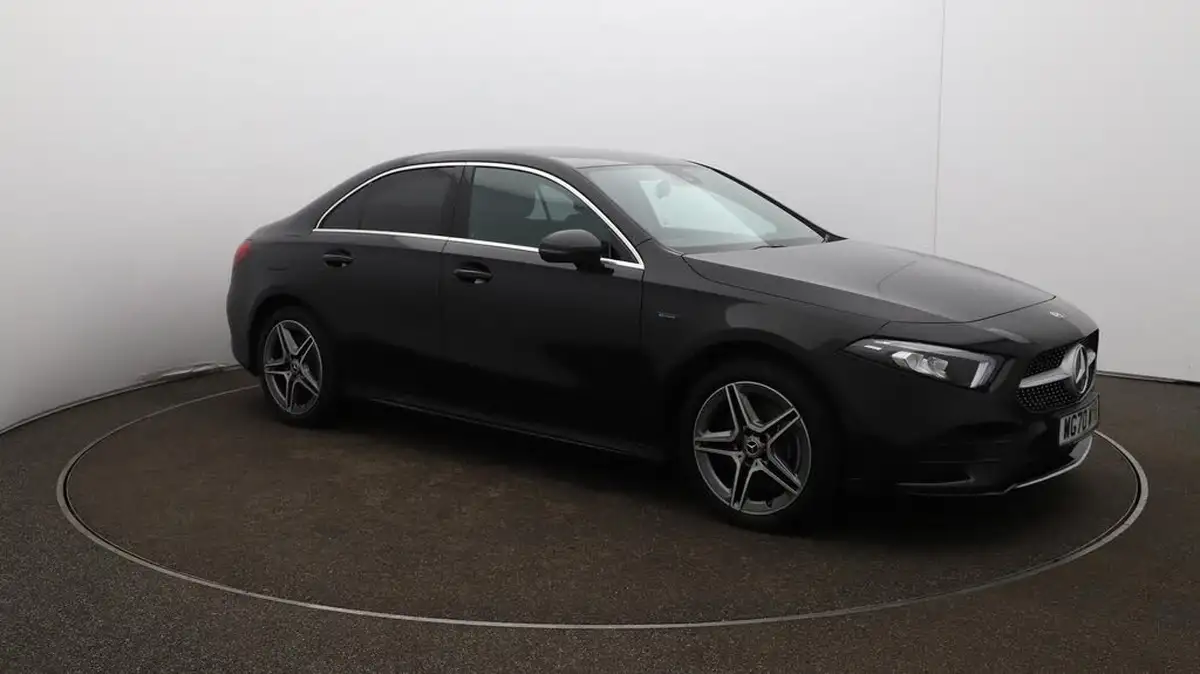 2020-mercedes-benz-a-class-13-a250e-amg-line-saloon-4d-big-44