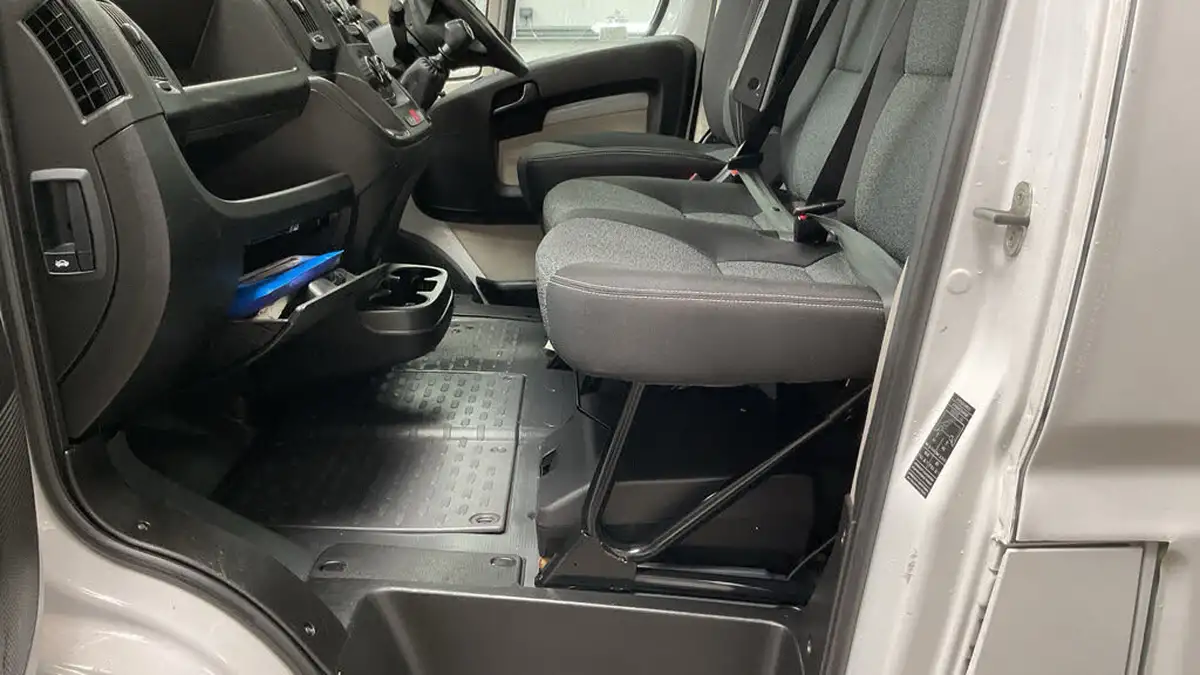 2020-fiat-ducato-23td-35-mh1-130-eu6-ii-chassis-cab-big-13
