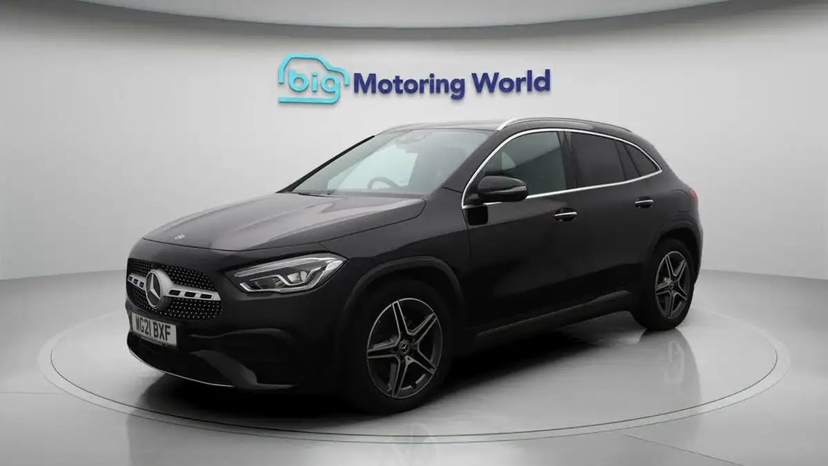 2021-mercedes-benz-gla-class-13-gla-180-amg-line-premium-1332cc-big-3