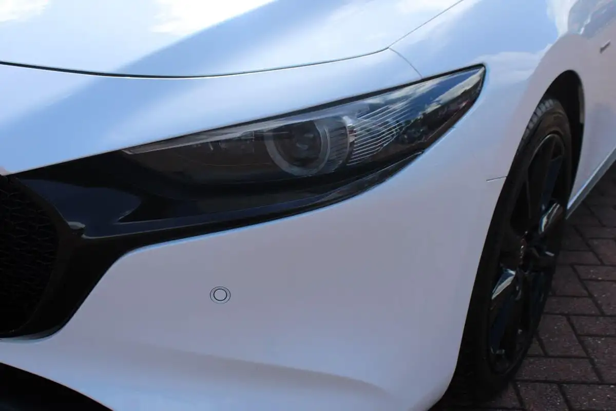 2021-mazda-mazda3-20-100th-anniversary-edition-big-8