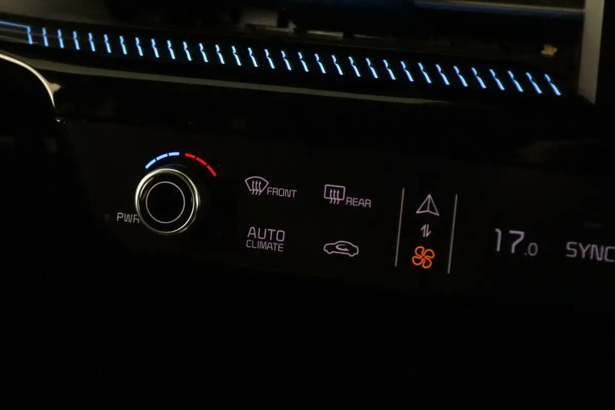 2022-kia-ev6-e-gt-line-225bhp-heat-pump-big-27