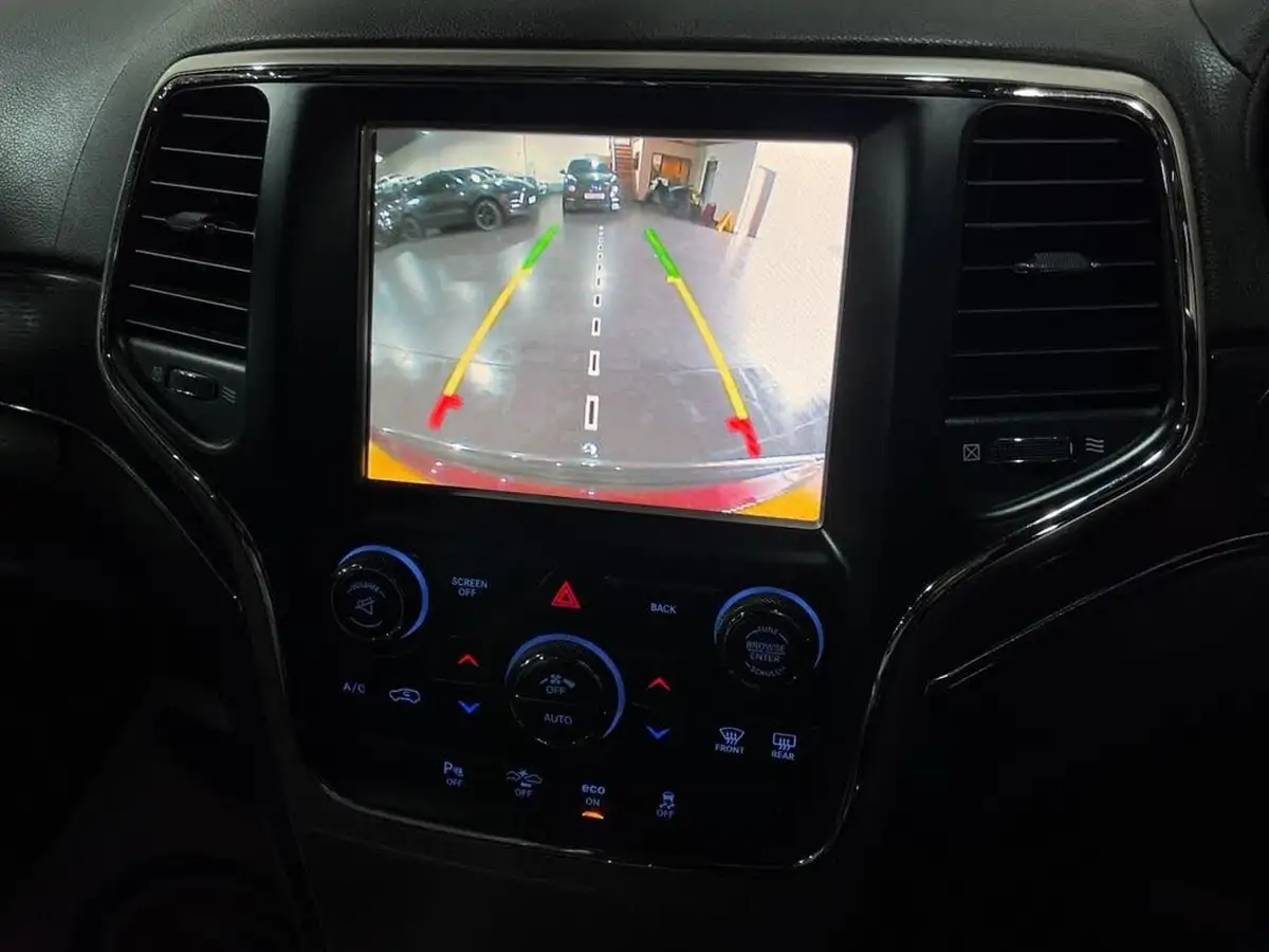 2015-jeep-grand-cherokee-30crd-summit-big-11