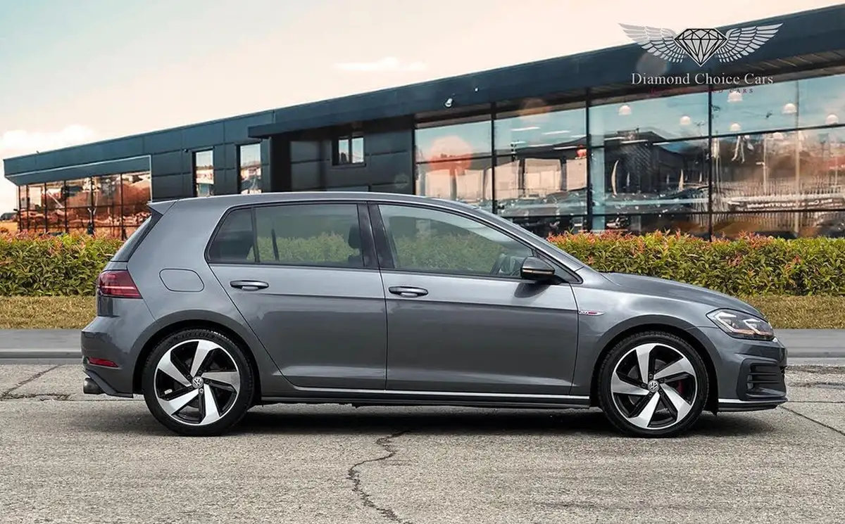 2017-volkswagen-golf-20-tsi-gti-230ps-ss-5d-big-6