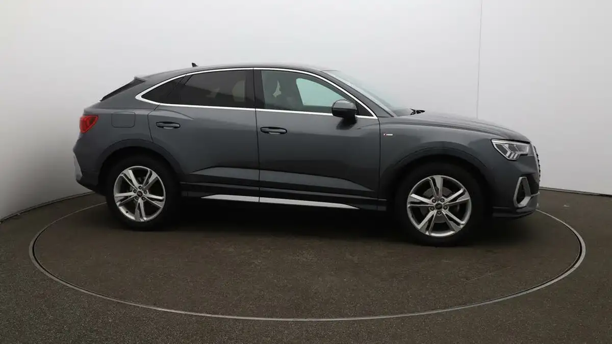 2022-audi-q3-15-35-tfsi-s-line-cod-sportback-tronic-big-47