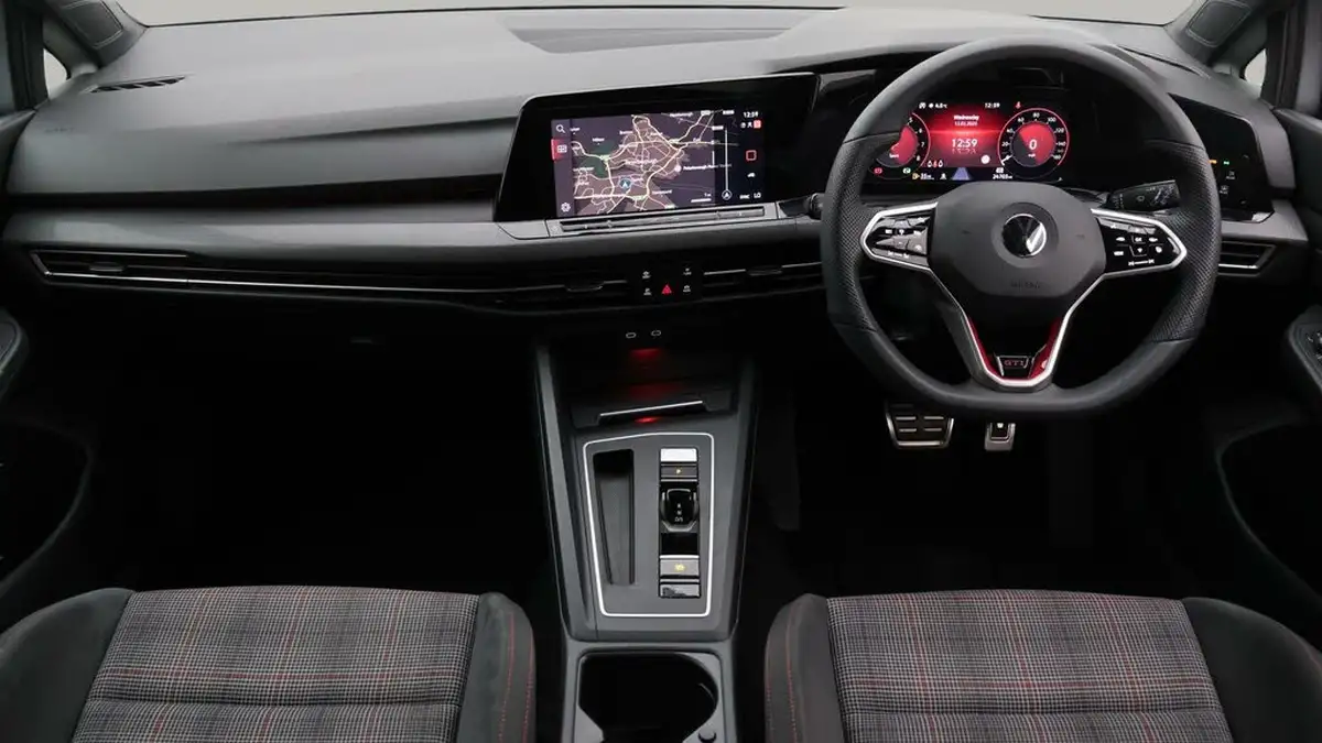 2021-volkswagen-golf-20-tsi-gti-dsg-big-13