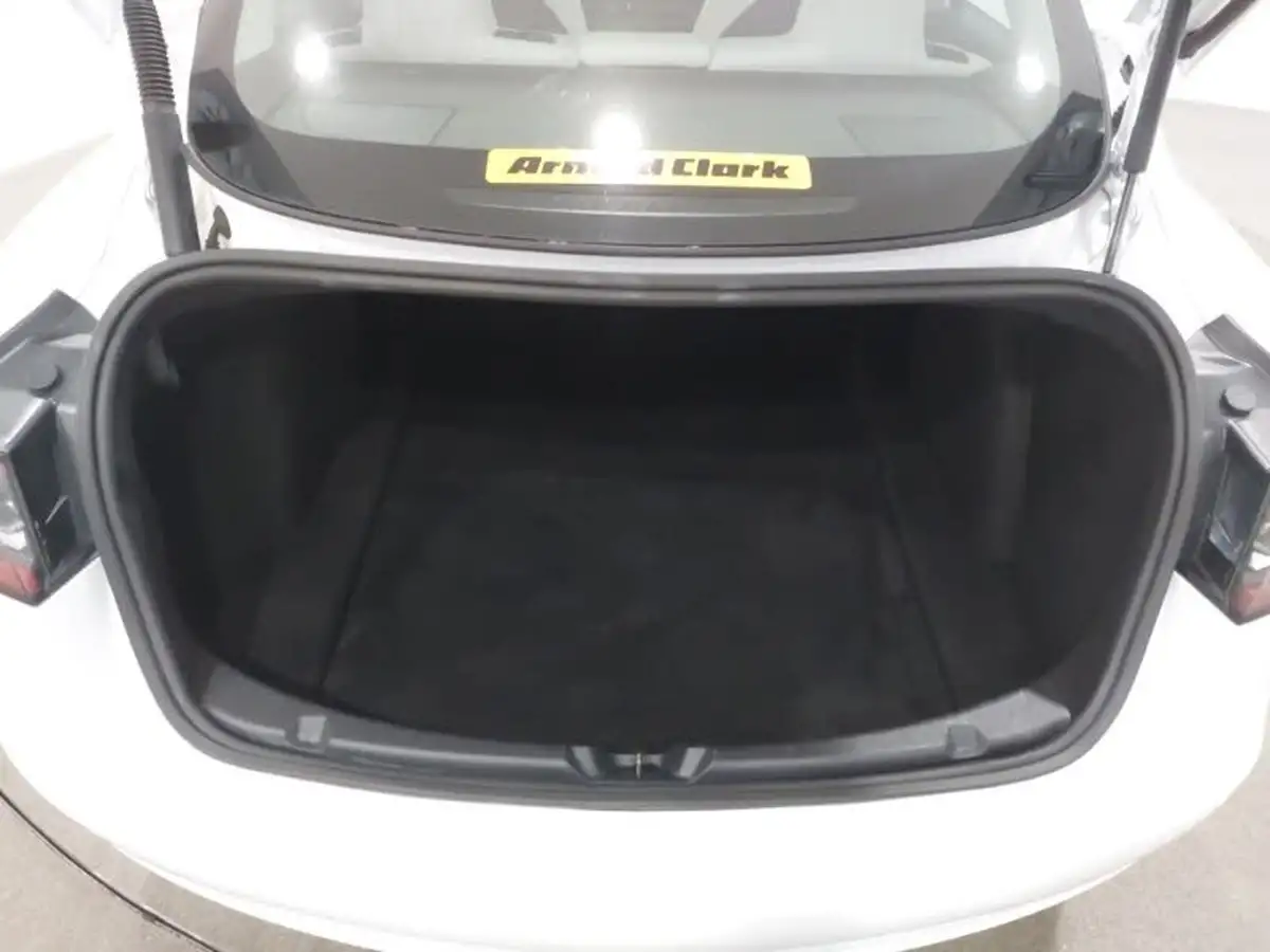 2021-tesla-model-3-e-long-range-4x4-big-7
