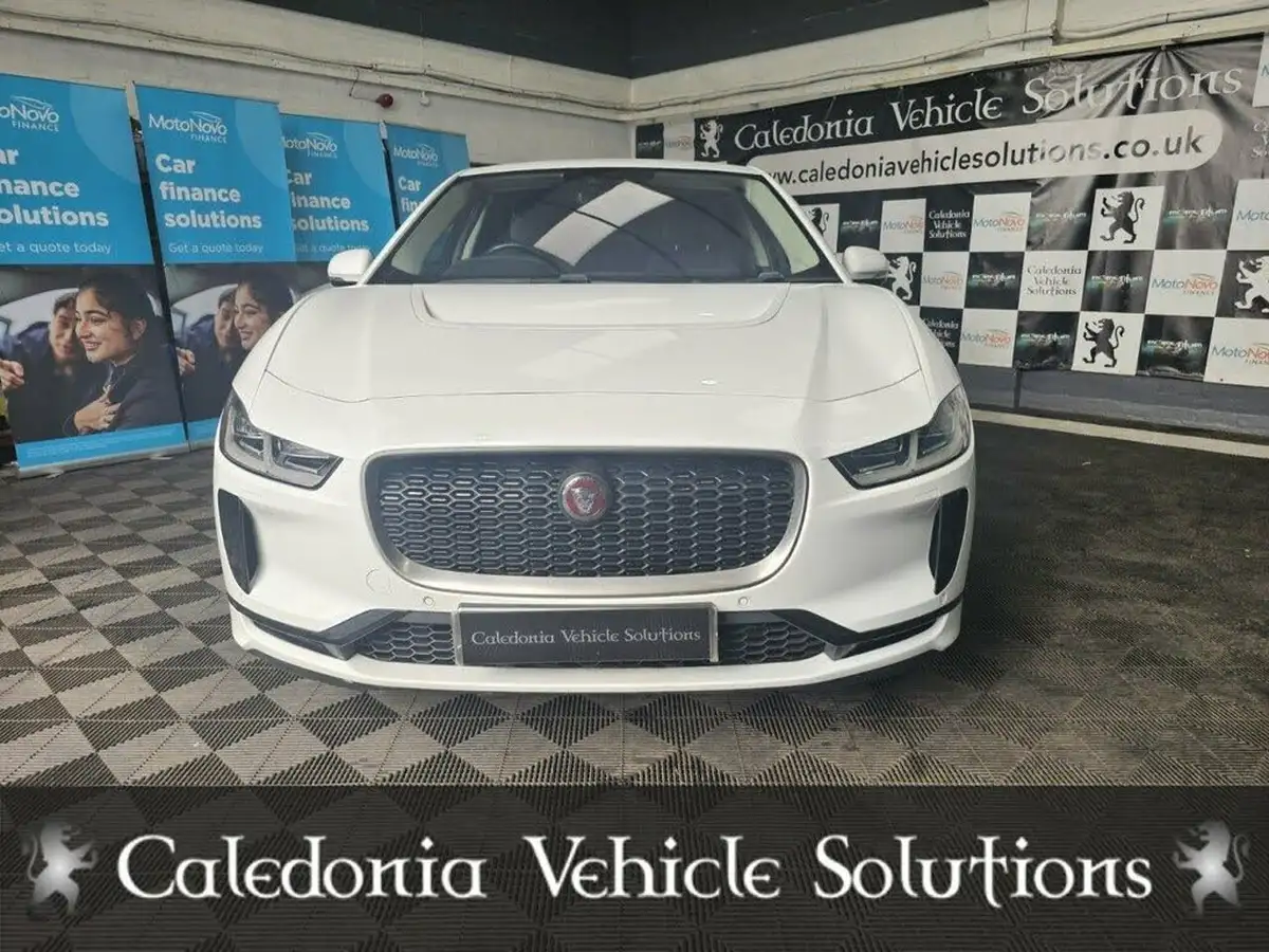 2019-jaguar-i-pace-ev400-se-big-47