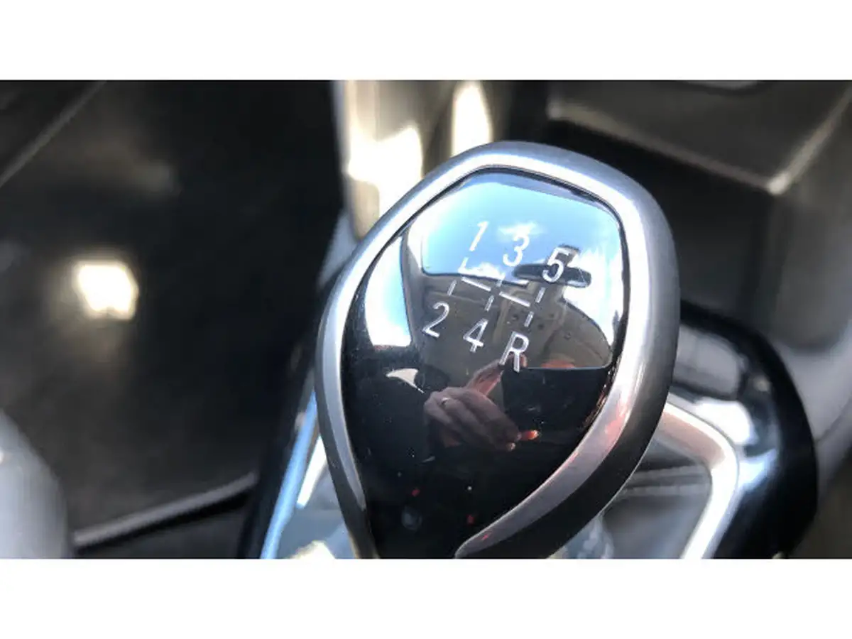 2021-vauxhall-corsa-12i-griffin-edition-big-21