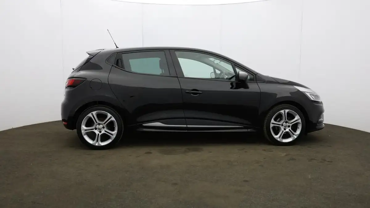 2018-renault-clio-09-tce-gt-line-big-52