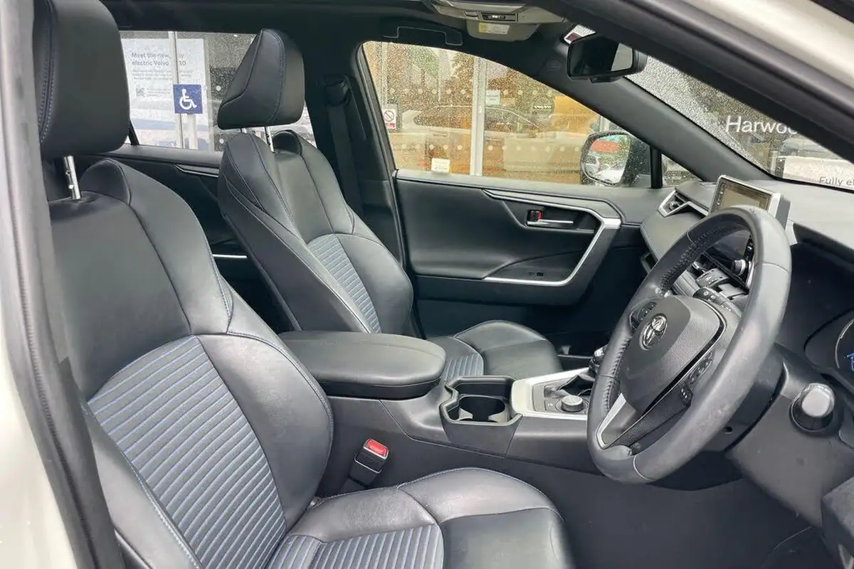 2019-toyota-rav4-25-vvt-i-dynamic-219bhp-big-24