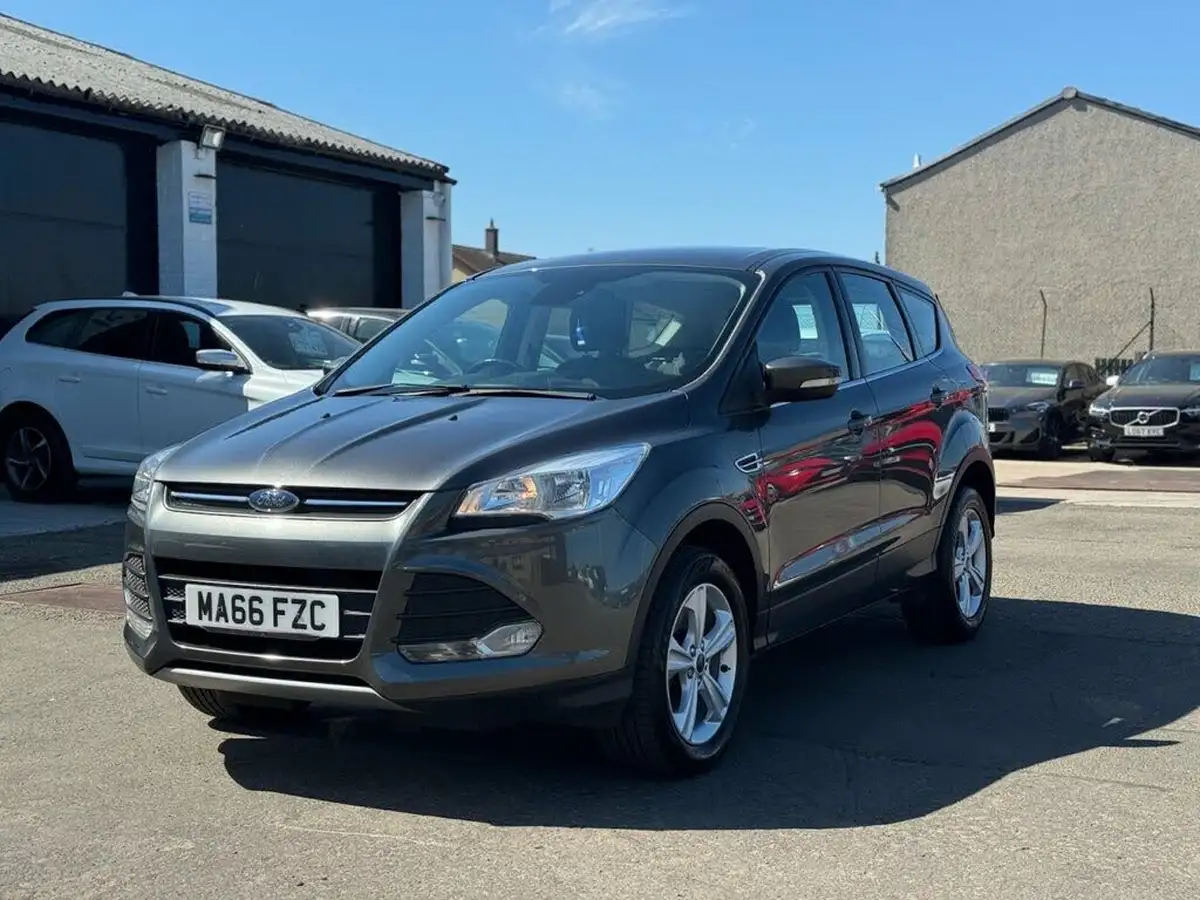 2016-ford-kuga-20tdci-zetec-big-2