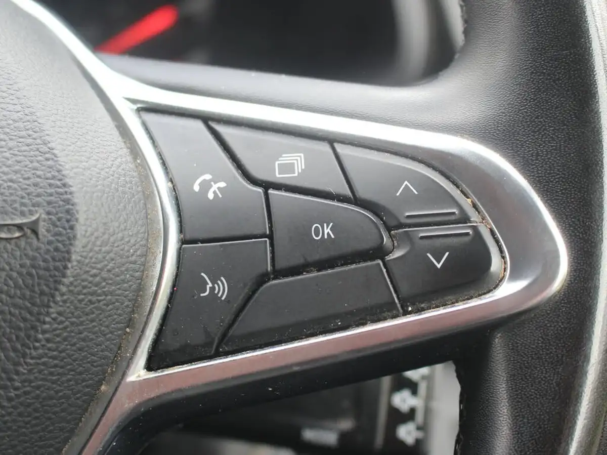 2023-renault-trafic-20dci-sl28-150-sport-big-11