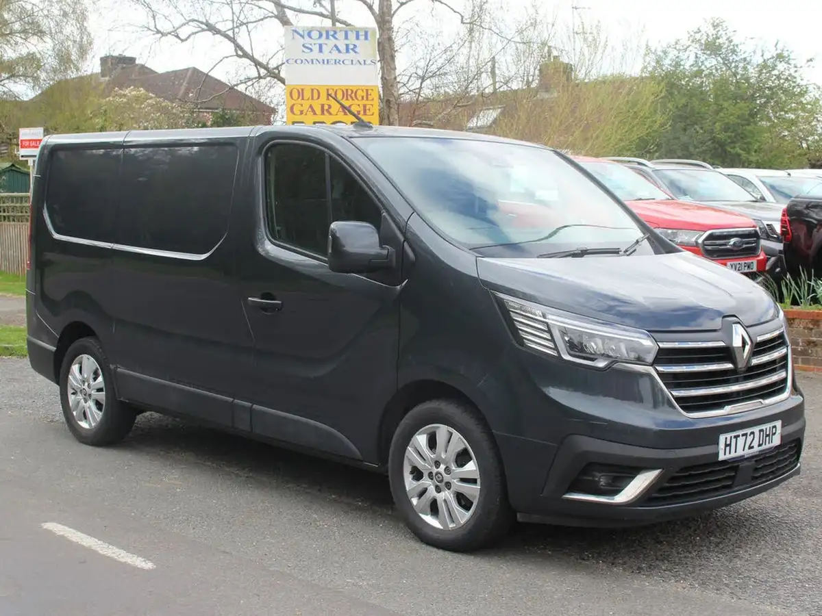 2023-renault-trafic-20dci-sl28-150-sport-big-35