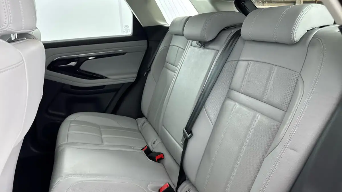 2019-land-rover-range-rover-evoque-20-p200-s-big-13