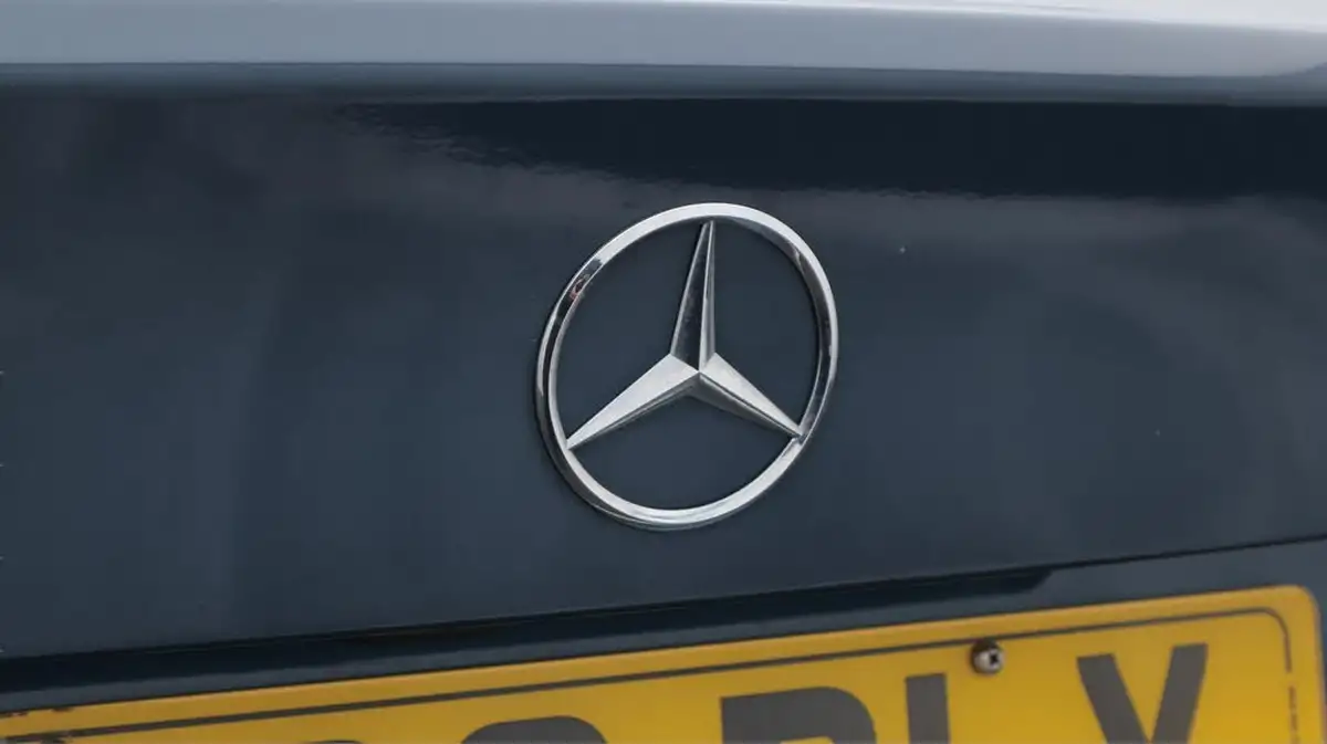 2022-mercedes-benz-a-class-13-a180-amg-line-executive-edition-saloon-4d-7g-dct-big-22