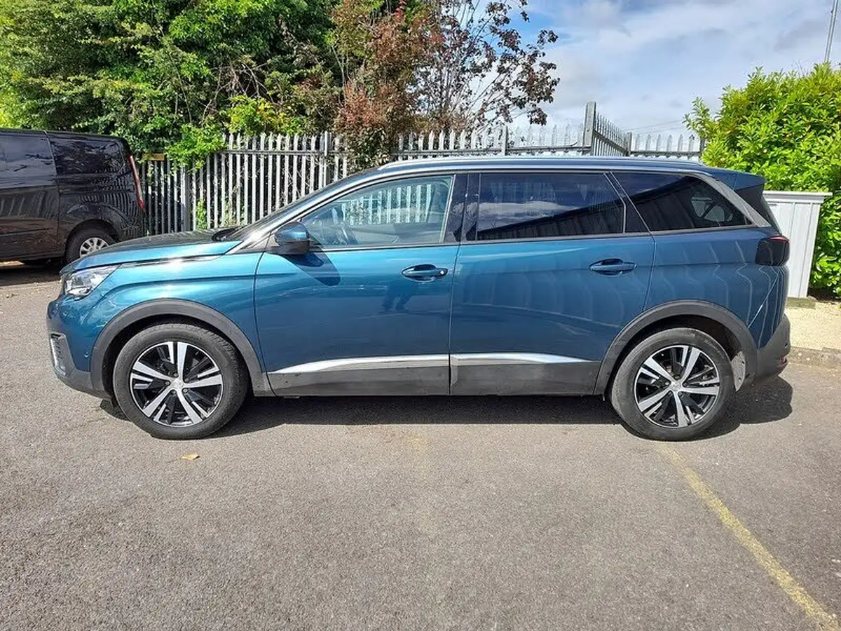 2019-peugeot-5008-suv-15-bluehdi-allure-eat8-big-4