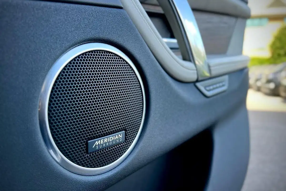 2022-land-rover-discovery-sport-20-p250-r-dynamic-hse-big-62
