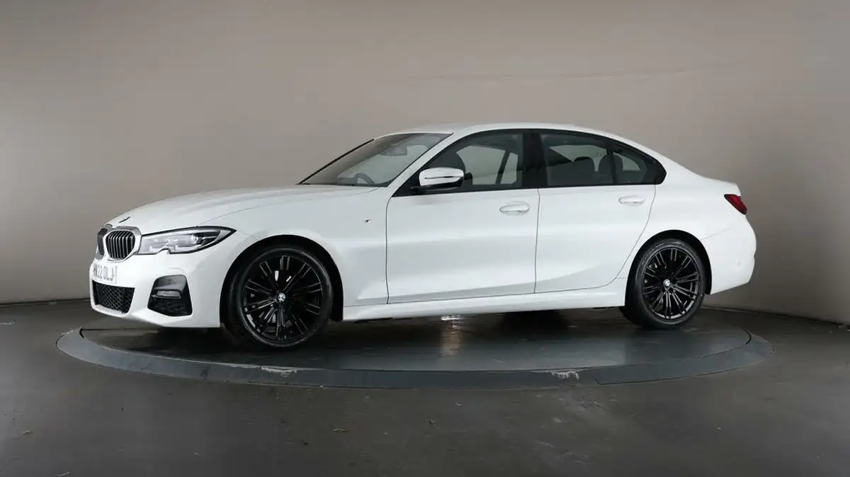 2022-bmw-3-series-20td-320d-m-sport-mht-saloon-4d-big-32