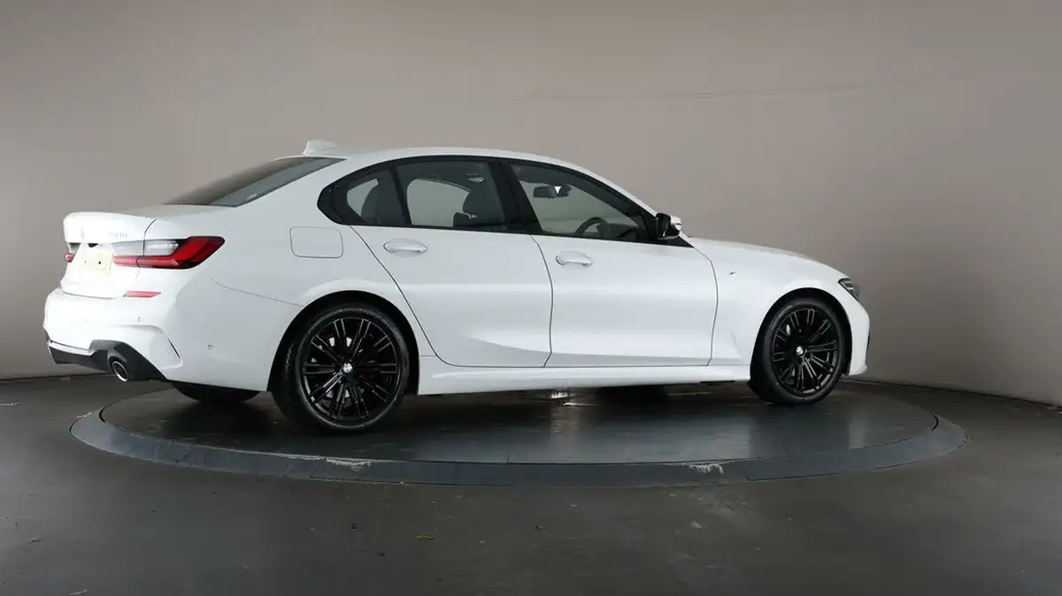 2022-bmw-3-series-20td-320d-m-sport-mht-saloon-4d-big-56