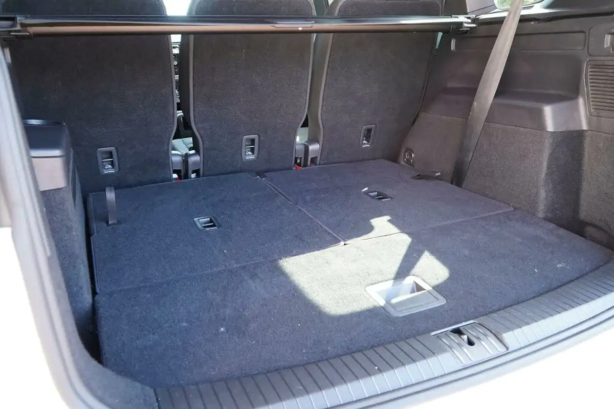 2019-volkswagen-touran-15-tsi-r-line-dsg-big-75