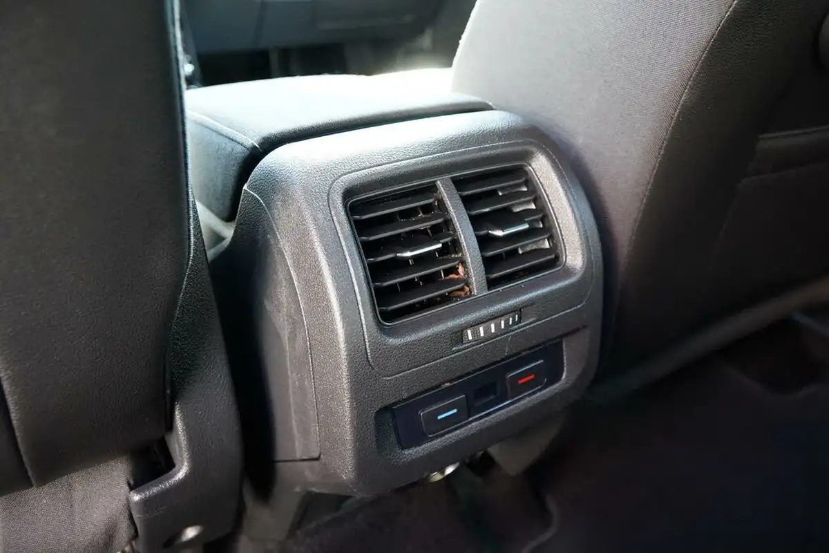 2019-volkswagen-touran-15-tsi-r-line-dsg-big-27