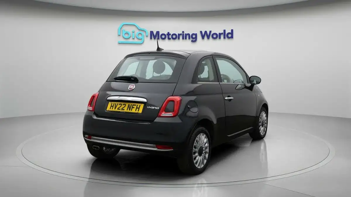 2022-fiat-500-10-dolcevita-big-7