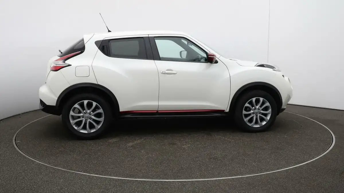 2017-nissan-juke-16-tekna-117ps-1598cc-xtronic-cvt-big-47