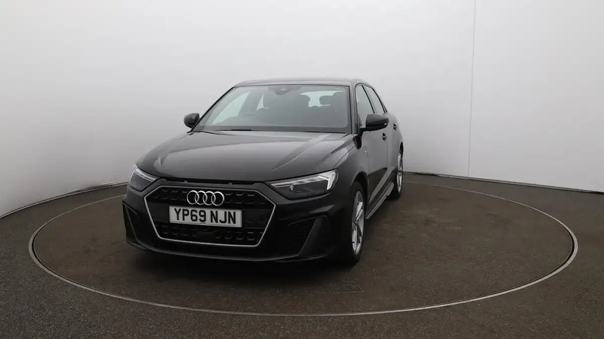 2019-audi-a1-10-25-tfsi-s-line-big-38