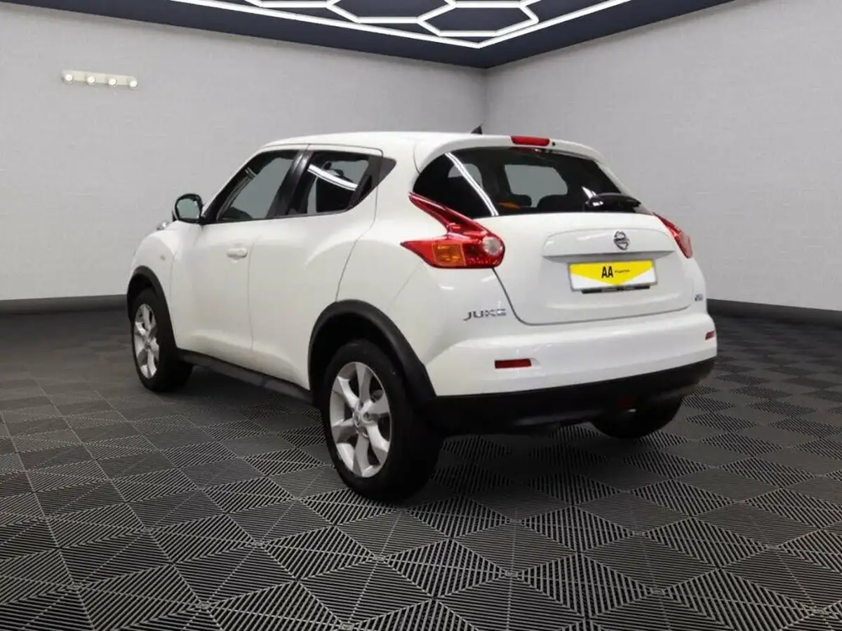 2013-nissan-juke-15td-acenta-big-2