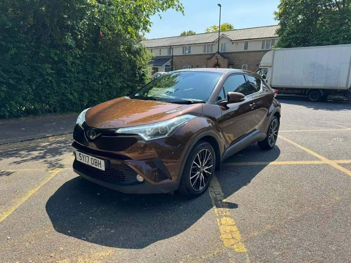 2017-toyota-c-hr-12-excel-big-5