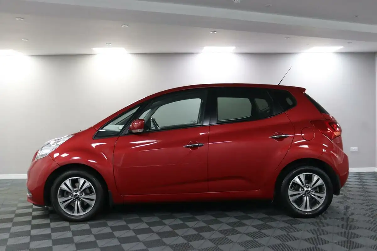 2017-kia-venga-16-4-auto-big-17