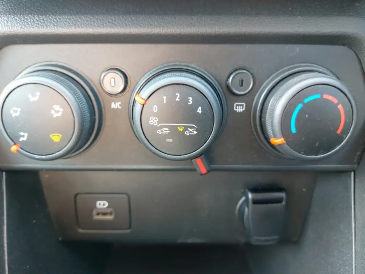 2021-cupra-formentor-15-tsi-v2-big-17