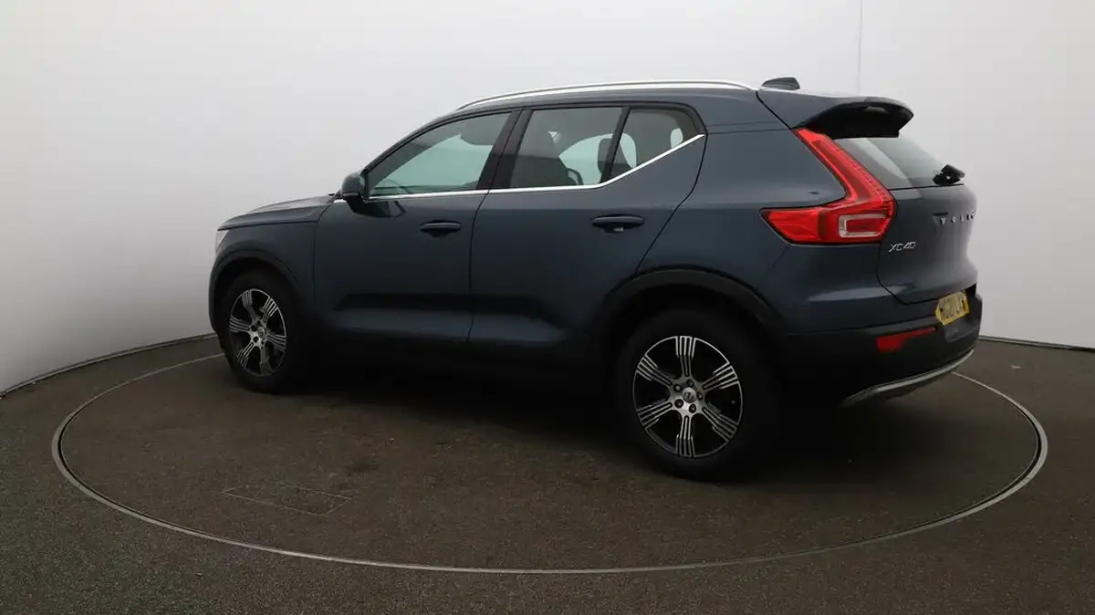 2021-volvo-xc40-15-t3-inscription-161bhp-auto-big-35