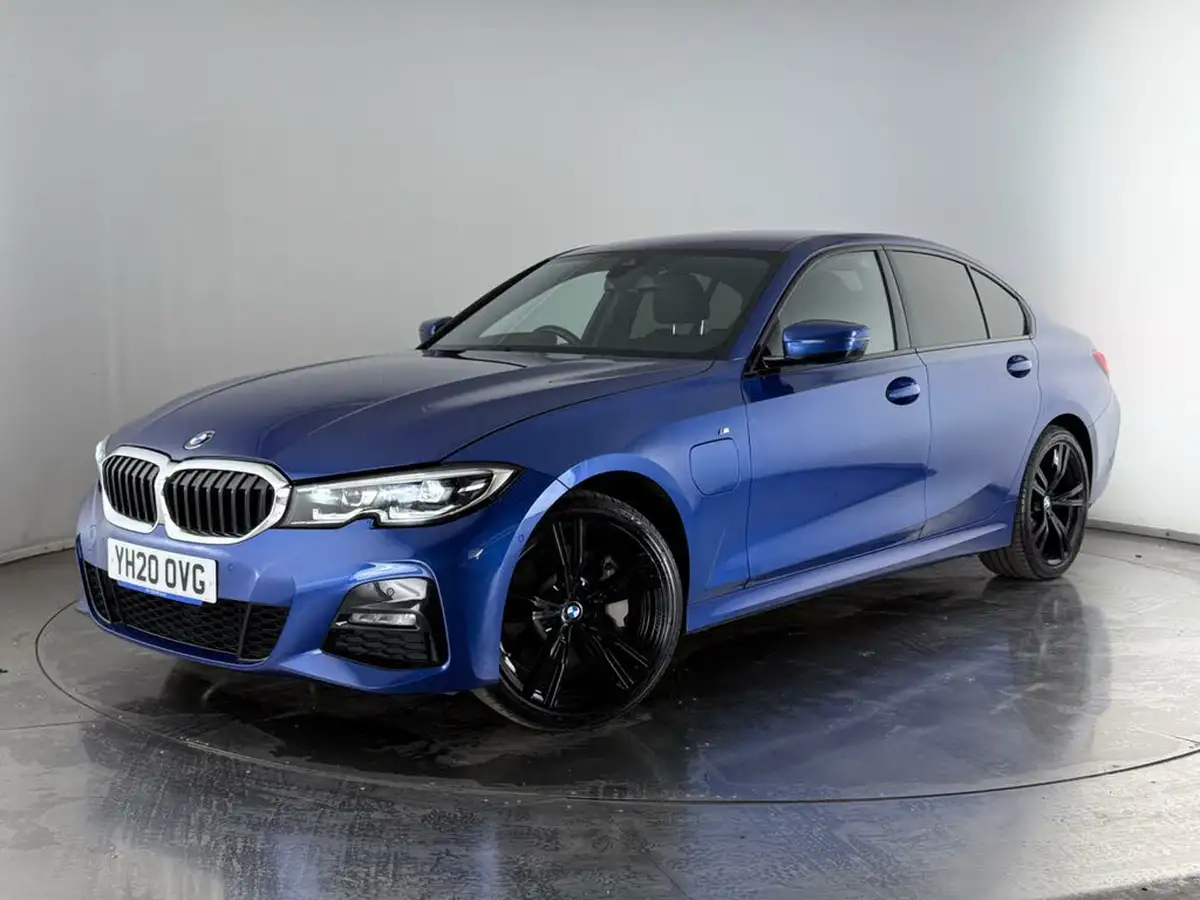 2019-bmw-3-series-20-330e-m-sport-plus-pack-big-41