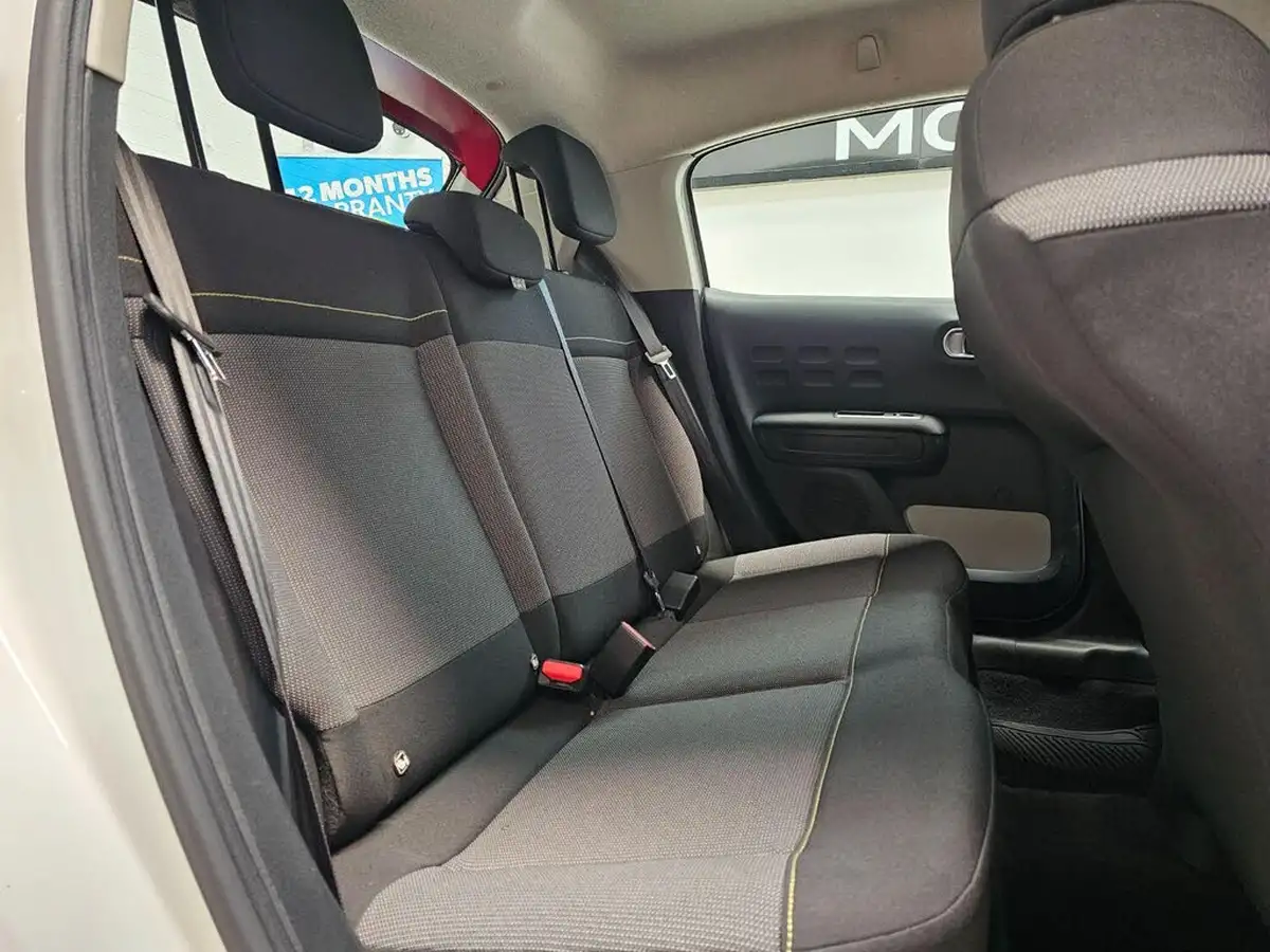2017-citroen-c3-12-puretech-feel-68ps-big-24