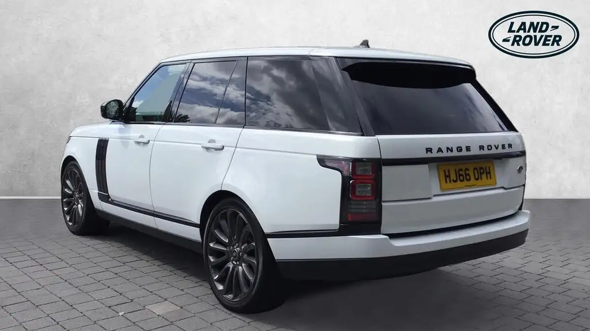 2016-land-rover-range-rover-30tdv6-vogue-se-awd-big-1