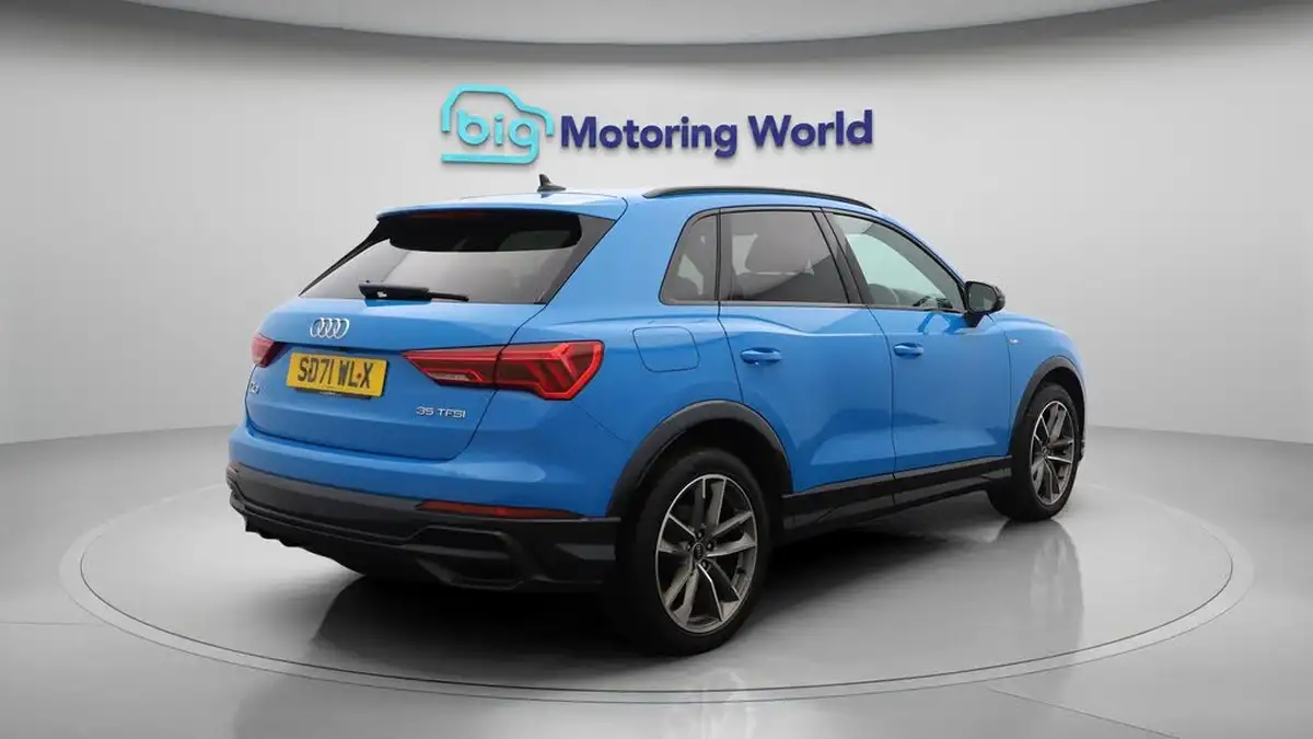 2021-audi-q3-15-35-tfsi-black-edition-codcomfort-sound-pack-station-wagon-big-7