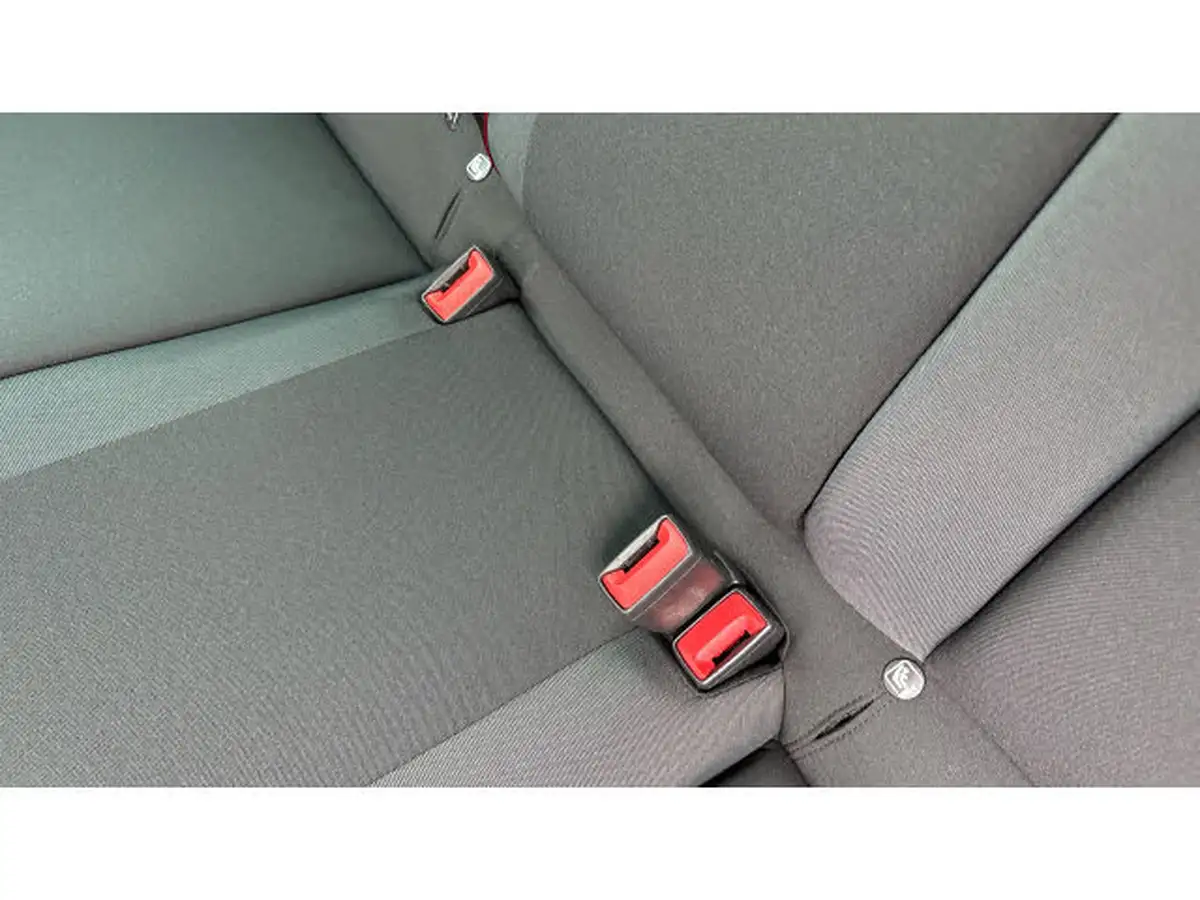 2021-seat-arona-10-tsi-fr-red-edition-big-16