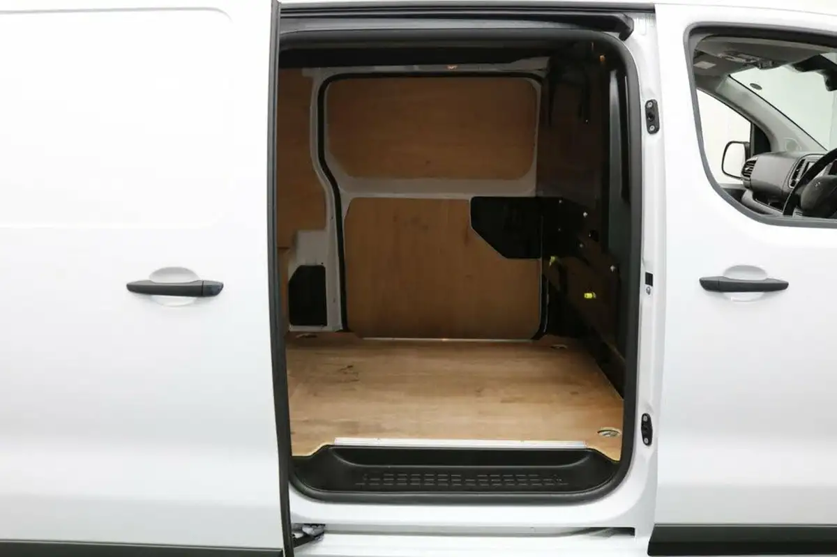 2021-peugeot-expert-e-professional-standard-75kwh-panel-big-12