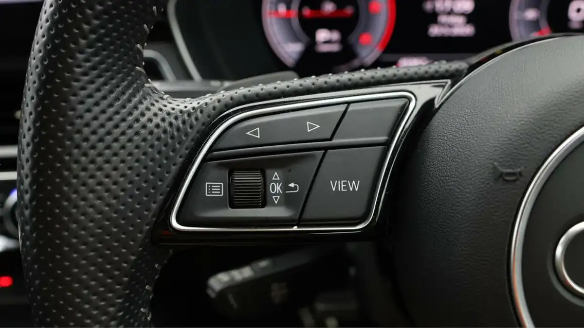 2020-audi-a4-20-35-tdi-black-edition-big-22