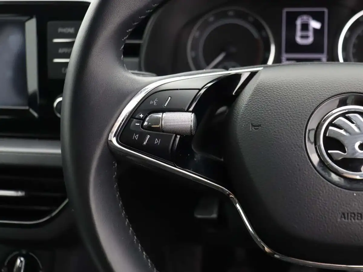 2023-skoda-scala-10-tsi-s-big-28