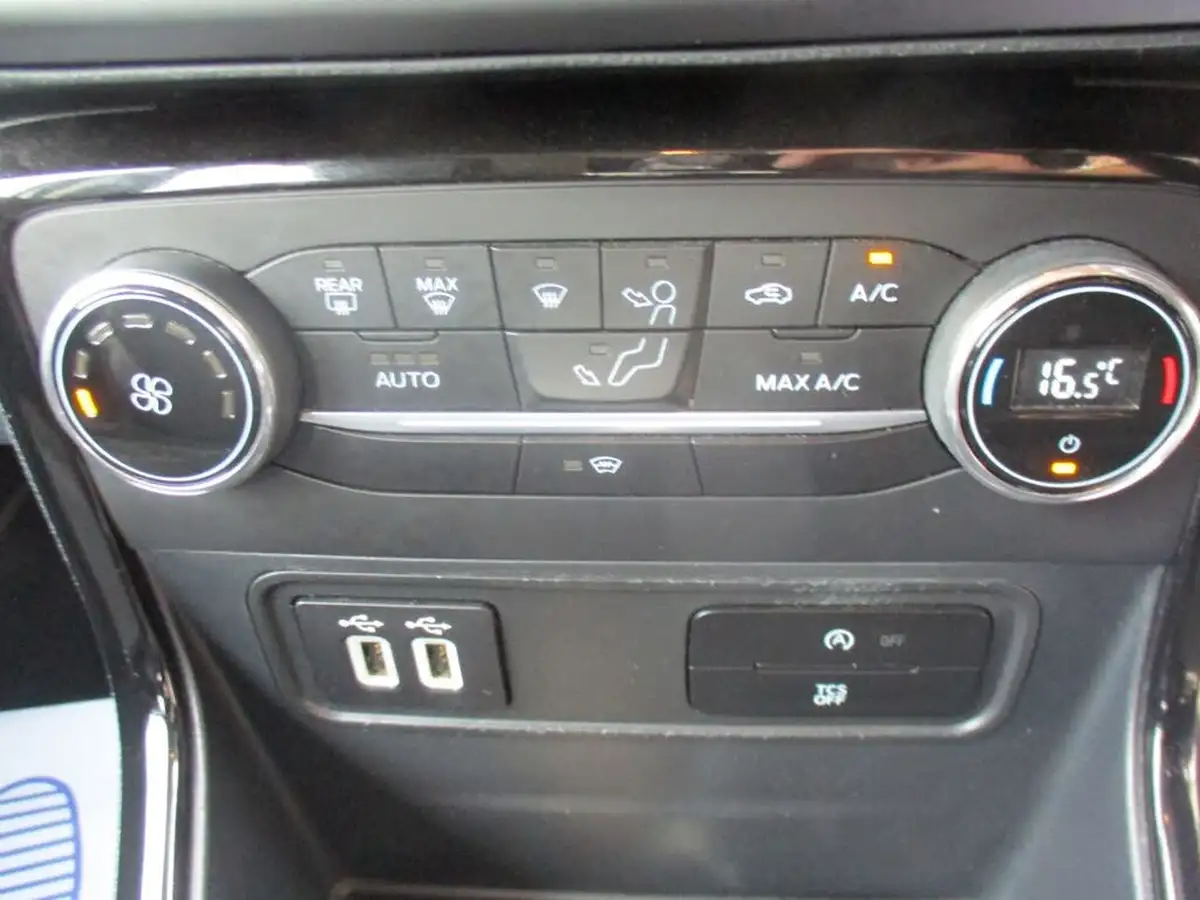 2018-ford-ecosport-10t-st-line-125ps-big-52