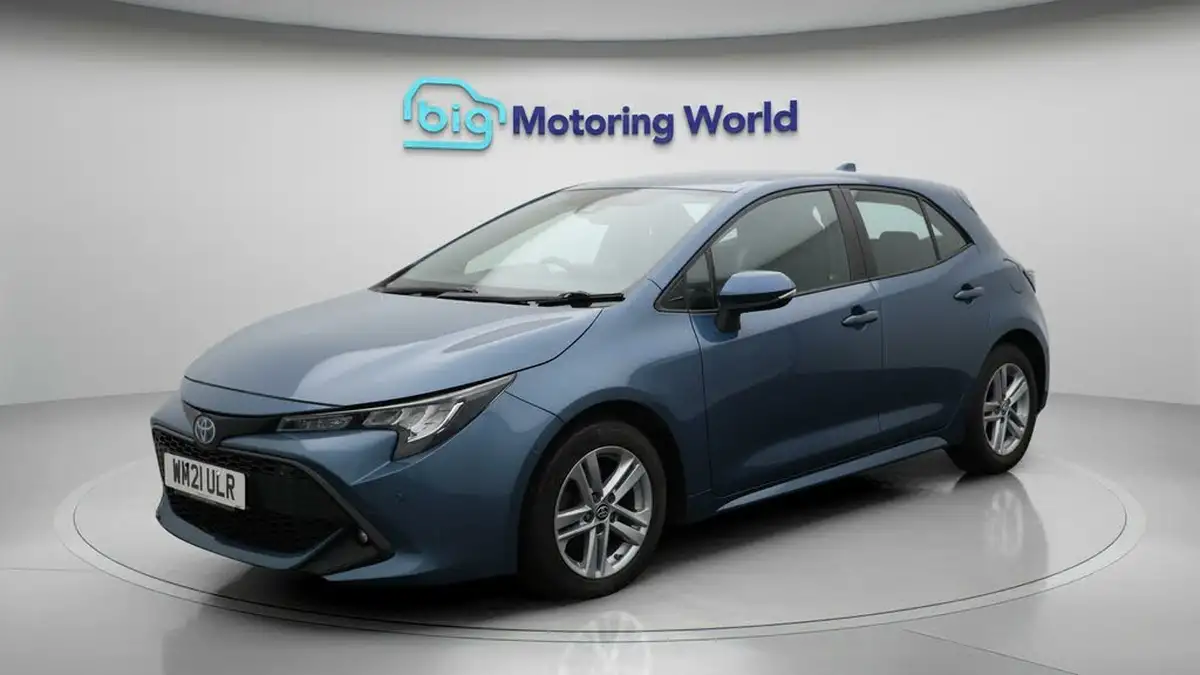 2021-toyota-corolla-18-vvt-i-icon-tech-spare-wheel-hatchback-5d-big-3