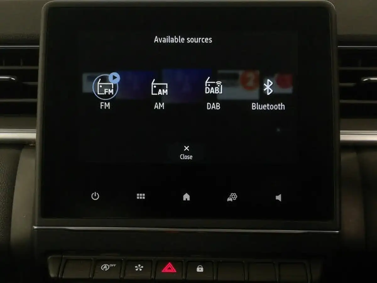 2024-renault-captur-10-tce-techno-big-11