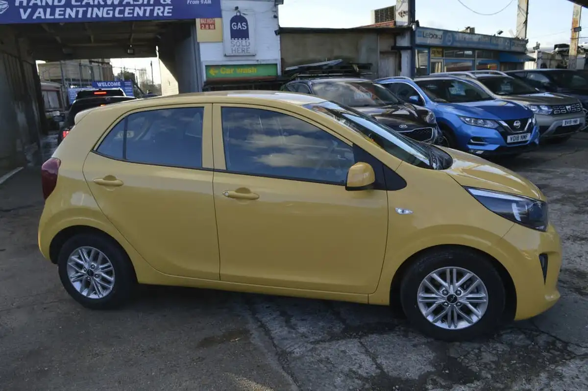 2021-kia-picanto-10-2-auto-seq-big-4