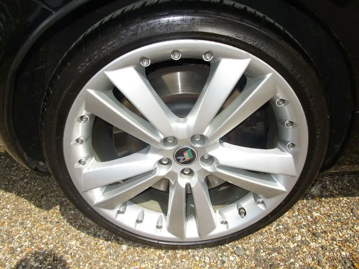 2009-jaguar-xkr-50-convertible-big-3
