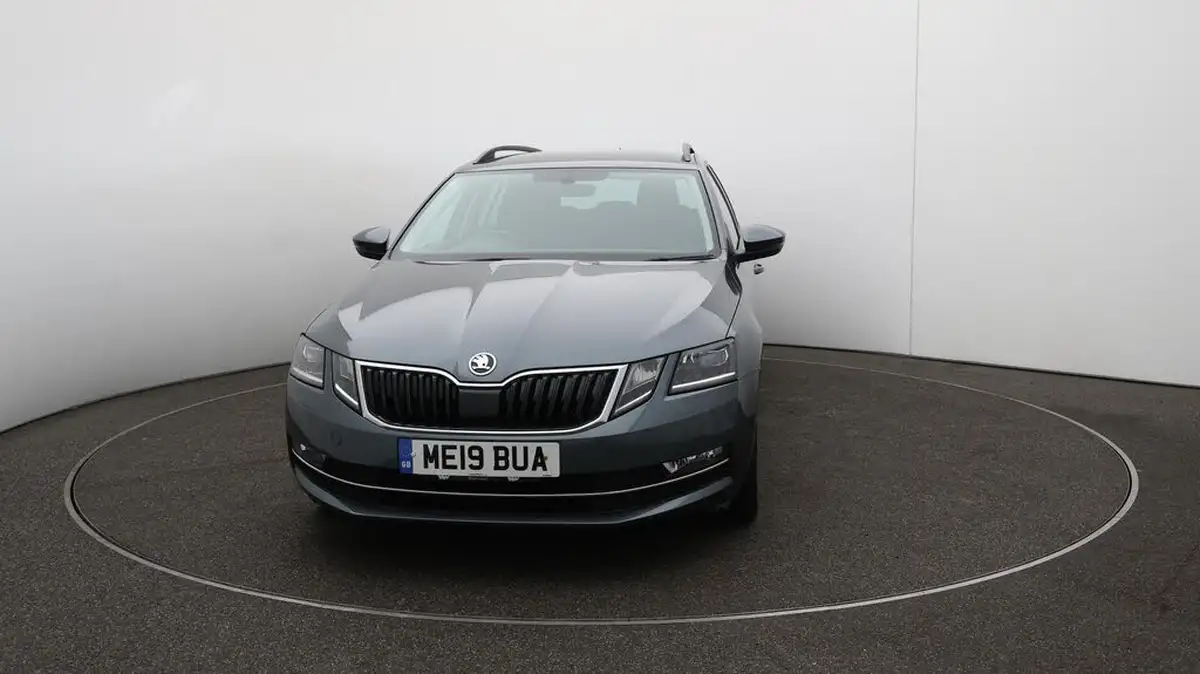 2019-skoda-octavia-20tdi-se-l-estate-dsg-big-32