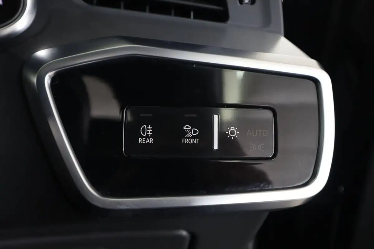 2021-audi-a7-30-55-tfsi-black-edition-big-25