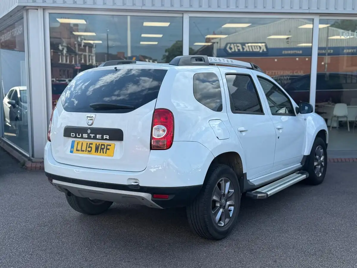 2015-dacia-duster-15d-laureate-107bhp-big-3